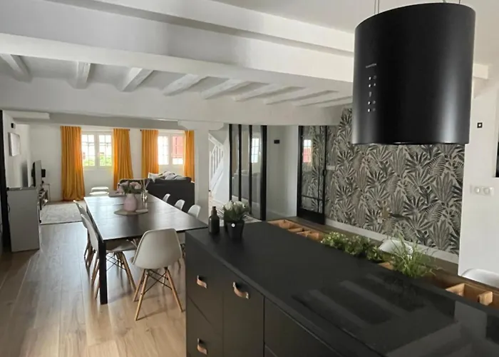 Belle Maison Basque 10 Personnes